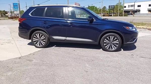 2020 Mitsubishi Outlander SEL 2WD w/3rd Row - - by for sale in Wilmington, NC – photo 10