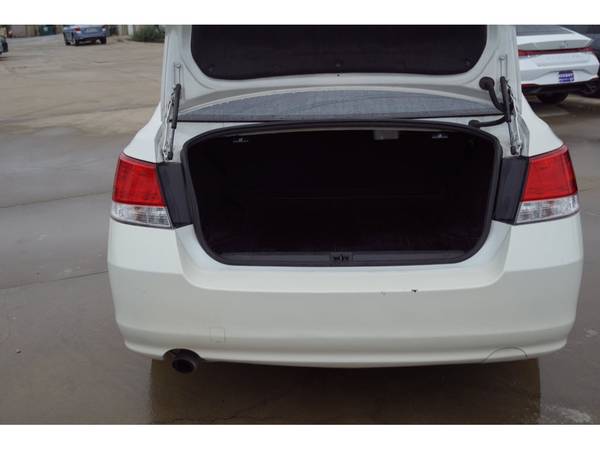 2013 Subaru Legacy 2.5i Premium - cars & trucks - by dealer -... for sale in Denton, TX – photo 19