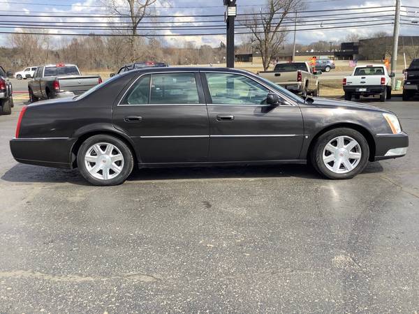 2008 Cadillac DTS! Loaded! Sharp! - - by dealer for sale in Ortonville, OH – photo 6