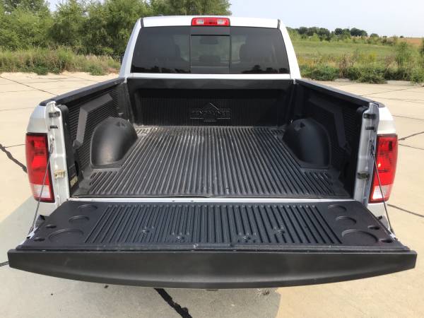 2016 Ram 1500 Big Horn 4X4 - ONLY 58K MILES - Financing Available -... for sale in Bennington, NE – photo 10