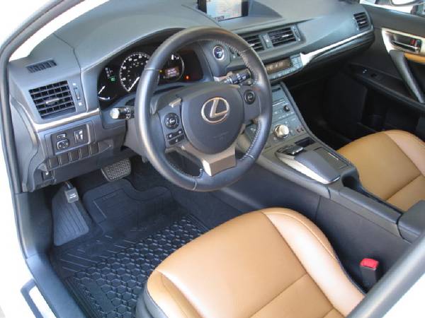 2015 LEXUS CT200h HYBRID with 13, 894 Miles Loaded Clean 43 MPG! for sale in Punta Gorda, FL – photo 9
