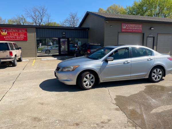 2008 Honda Accord EX-L Sedan AT - - by dealer for sale in Springfield, MO – photo 2