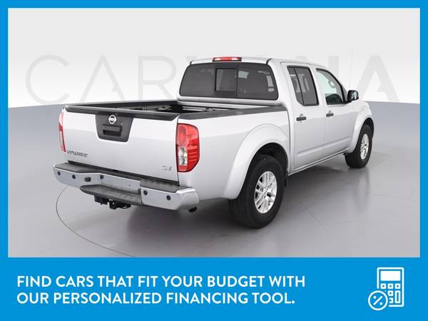 2016 Nissan Frontier Crew Cab SV Pickup 4D 5 ft pickup Silver for sale in Charlottesville, VA – photo 8