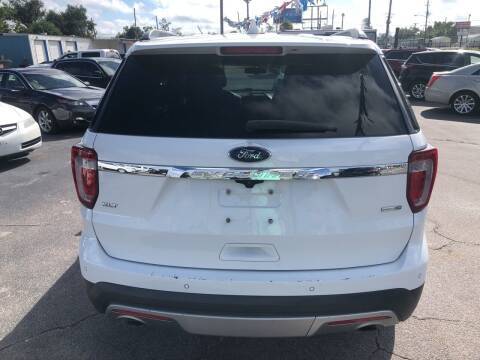 2017 Ford Explorer XLT AWD -$19,900-Outdoor Recreation World, Inc -... for sale in Panama City, FL – photo 3