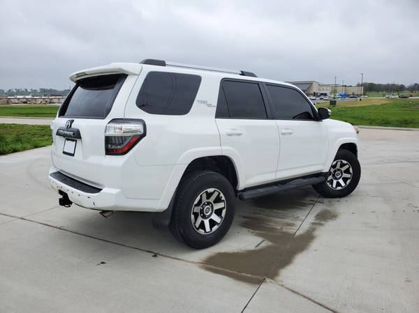 2017 Toyota 4runner - - by dealer - vehicle automotive for sale in Tahlequah, OK – photo 4