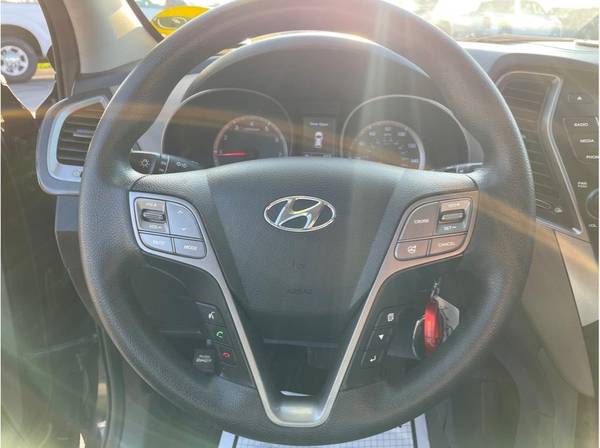 2015 Hyundai Santa Fe Very Clean Mid-Size SUV! for sale in Fresno, CA – photo 19