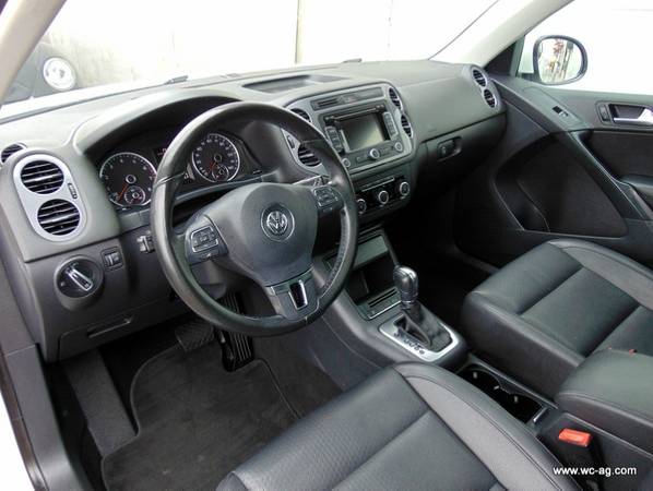 2012 Volkswagen Tiguan SE Clean CarFax, Navi, Heated Seats, Pano Roof for sale in Portland, OR – photo 11