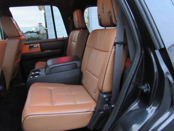 2014 Lincoln Navigator 4WD - cars & trucks - by dealer - vehicle... for sale in Rockford, IL – photo 15