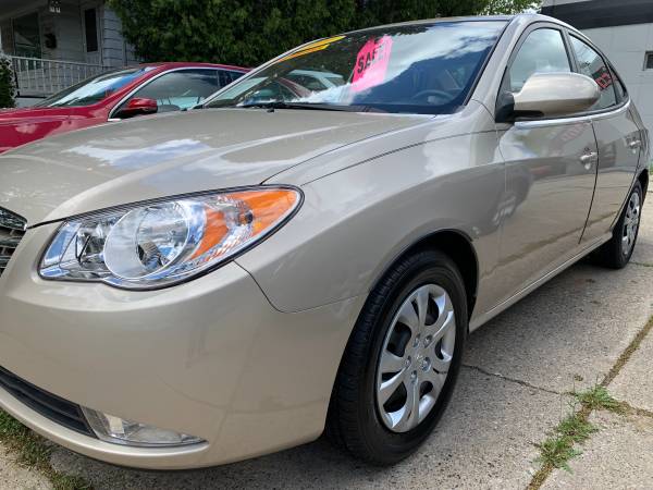 2010 hyundai elentra gls only 43000 low miles! - cars & for sale in milwaukee, WI – photo 2