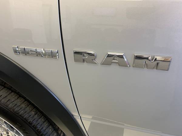 2010 Ram 1500 Big Horn Crew Cab 5.7l Hemi V8 VERY SHARP!! for sale in Cambridge, MN – photo 15