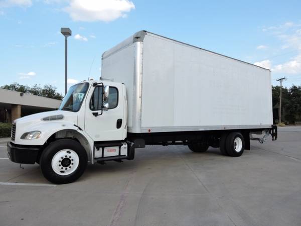 2013 FREIGHTLINER M2 26 FOOT W/CUMMINS with for sale in Grand Prairie, TX – photo 4