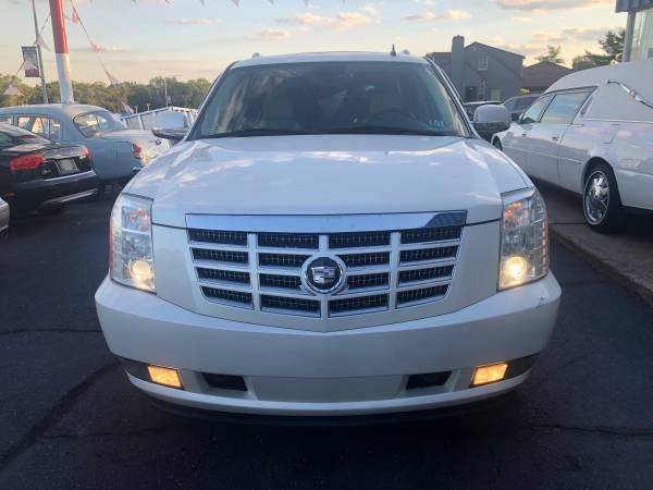 2007 Cadillac Escalade ESV / AWD / LONG / PA INSPECTED *WARRANTY* for sale in Feasterville, PA – photo 2