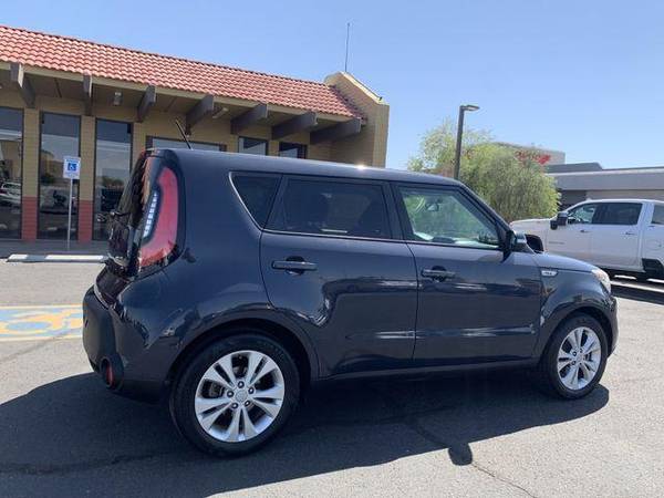 2014 Kia Soul Wagon 4D ONLY CLEAN TITLES! FAMILY ATMOSPHERE! for sale in Surprise, AZ – photo 11