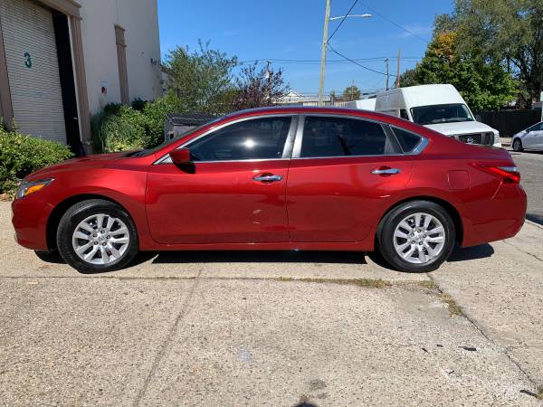 2016 Nissan Altima S 37k miles Red/blk Clean title Paid off cash deal for sale in Baldwin, NY – photo 3