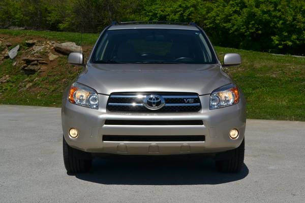 2008 Toyota RAV4 Limited V6 4WD - Service History, Leather, Moonroof for sale in Franklin, TN – photo 3