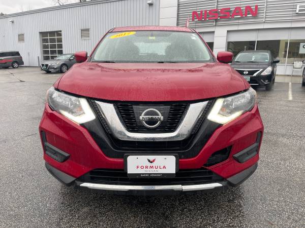 ~~~~~~~ 2017 Nissan Rogue S AWD ~~~~~~~ - cars & trucks - by dealer... for sale in BERLIN, VT – photo 2