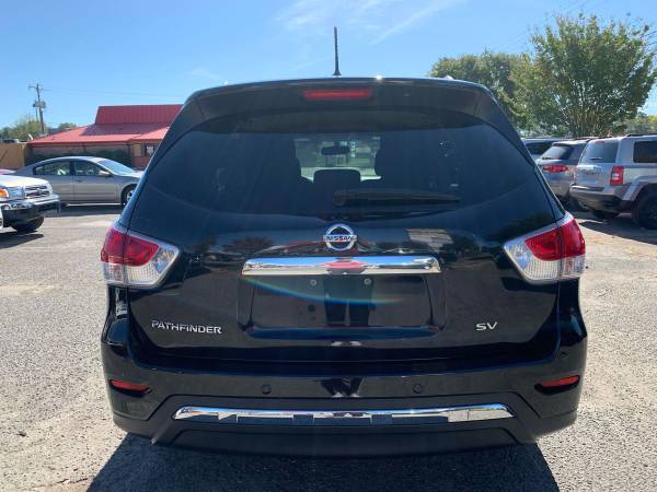 2016 Nissan Pathfinder SV BLACK ON BLACK!!! THIRD ROW SEATING!!! for sale in Matthews, NC – photo 5