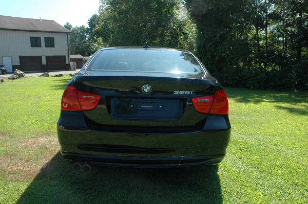 2011 BMW 328i X Drive - BLACK BEAUTY - All Wheel Drive for sale in Windham, MA – photo 7