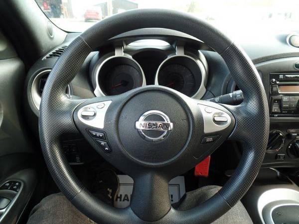 2011 Nissan Juke S AWD - - by dealer - vehicle for sale in Carroll, OH – photo 17