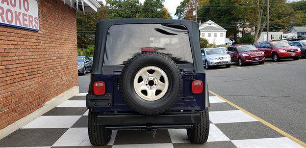 1999 Jeep Wrangler 2dr Convertible (TOP RATED DEALER AWARD 2018 !!!) for sale in Waterbury, CT – photo 6