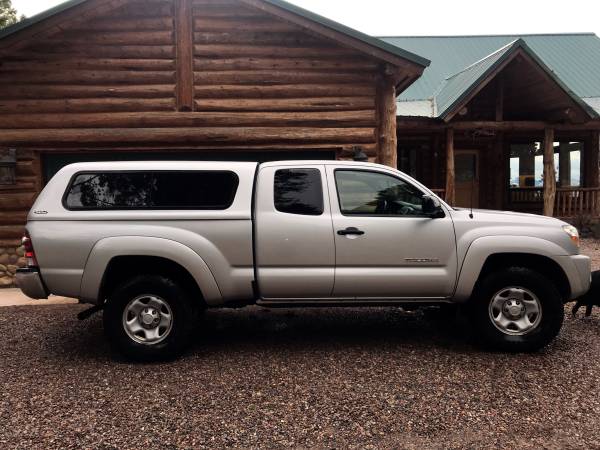 2009 Toyota Tacoma Access Cab with new camper shell for sale in Seeley Lake, MT – photo 3