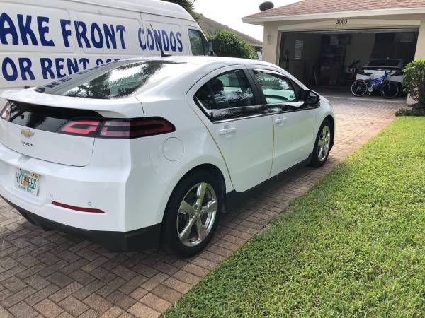 2014 Chevrolet Volt - cars & trucks - by owner - vehicle automotive... for sale in Sebring, FL – photo 3