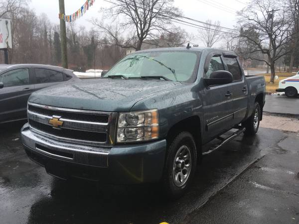 2011 CHEVY SILVERADO 1500 FOR SALE - - by dealer for sale in North Haven, CT – photo 6