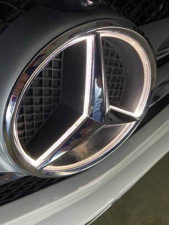 2018 Mercedes C300 4MATIC Sedan for sale in Kalamazoo, MI – photo 9
