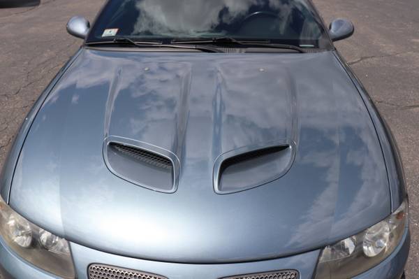 2006 Pontiac GTO COUPE 6 0L V8 AUTO 31K MILES CLEAN! - cars & for sale in Plaistow, MA – photo 4