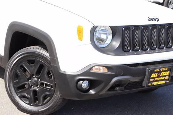 2018 Jeep Renegade Upland Edition hatchback Alpine White - cars & for sale in Pittsburg, CA – photo 2