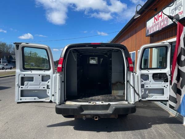 2007 Chevrolet Express 2500 EXTENDED - - by dealer for sale in Belmont, VT – photo 23