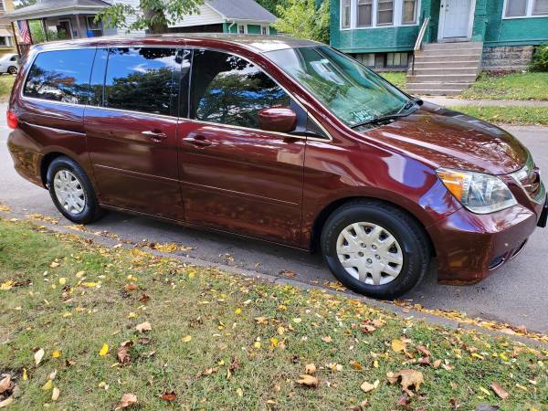 2008 Honda Odyssey $4995 OBO - cars & trucks - by owner - vehicle... for sale in Rochester , NY – photo 2