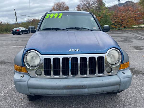 2005 JEEP LIBERTY SPORT 4x4 - cars & trucks - by dealer - vehicle... for sale in Bristol, TN – photo 12