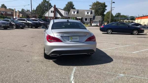 2018 Mercedes-Benz CLA-Class CLA 250 4MATIC Coupe for sale in Westbury , NY – photo 6
