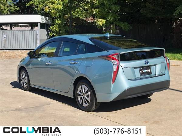 2017 Toyota Prius Two Eco 15k Miles - 2015 2016 2018 for sale in Portland, OR – photo 6
