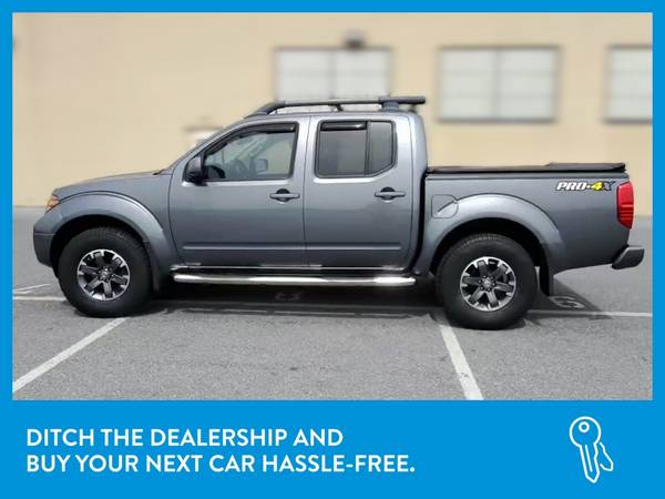 2016 Nissan Frontier Crew Cab PRO-4X Pickup 4D 5 ft pickup Gray for sale in Hartford, CT – photo 4
