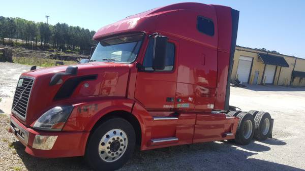2009 VOLVO TRUCK VNL 670 WITH CUMMINS ISX ENGINE !! for sale in Lithonia, GA – photo 7