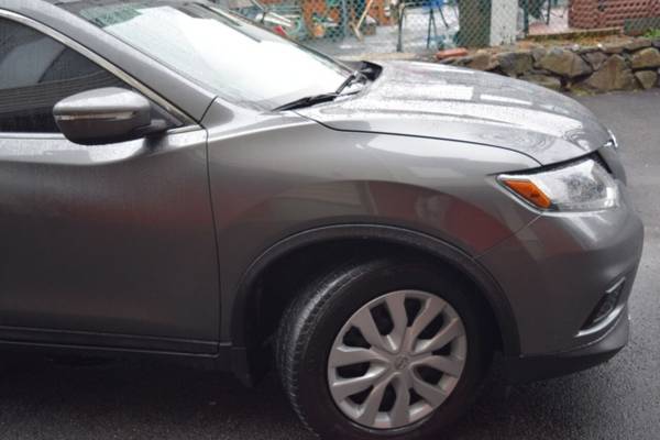 *2014* *Nissan* *Rogue* *S AWD 4dr Crossover* - cars & trucks - by... for sale in Paterson, NJ – photo 10