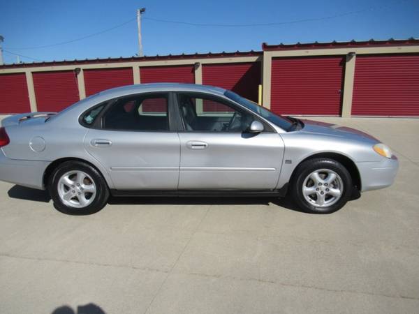 2003 Ford Taurus SES Deluxe 4dr Sedan - - by dealer for sale in Bloomington, IL – photo 3