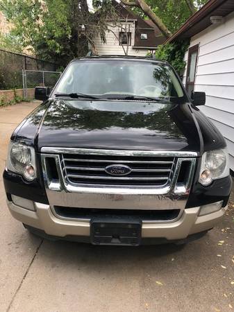 2007 Ford Explorer - cars & trucks - by owner - vehicle automotive... for sale in Minneapolis, MN – photo 4