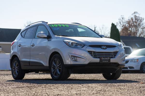 2015 Hyundai Tucson - cars & trucks - by dealer - vehicle automotive... for sale in East Taunton, MA – photo 3