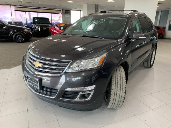 2016 Chevrolet Traverse LT - - by dealer - vehicle for sale in Springfield, IL – photo 3