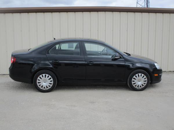 2009 Volkswagen Jetta S PZEV - - by dealer - vehicle for sale in Wilmington, OH – photo 2