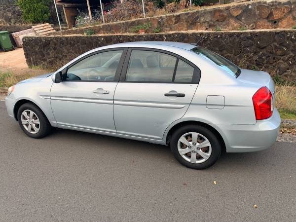 2010 hyundai accent- -- 4 door-- cold air-- - cars & trucks - by... for sale in Honolulu, HI – photo 10
