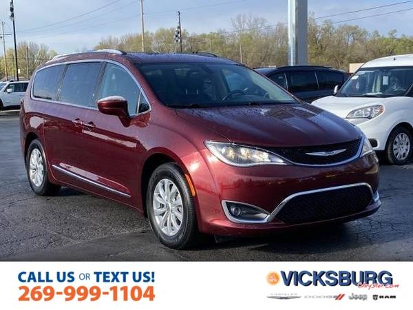 2018 Chrysler Pacifica Touring L - - by dealer for sale in Vicksburg, MI – photo 3