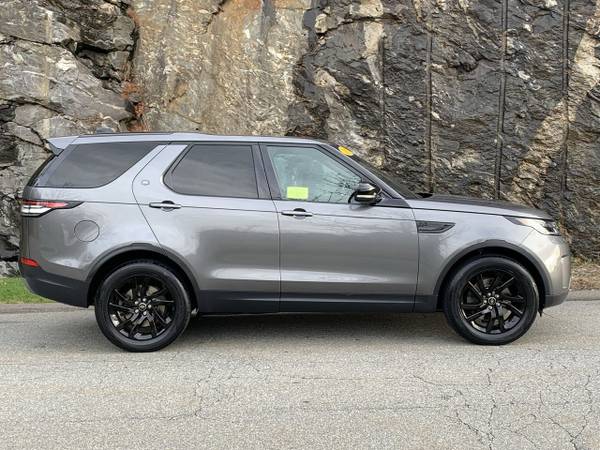 2017 Land Rover Discovery SE - cars & trucks - by dealer - vehicle... for sale in Tyngsboro, MA – photo 16