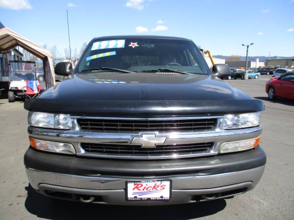 2001 CHEVY SUBURBAN 1500 4X4 - - by dealer - vehicle for sale in Longview, OR – photo 4