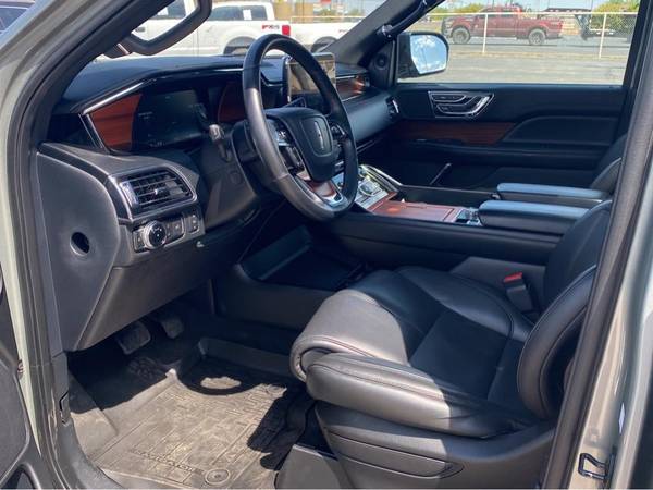 2019 Lincoln Navigator Reserve - - by dealer - vehicle for sale in Andrews, TX – photo 3