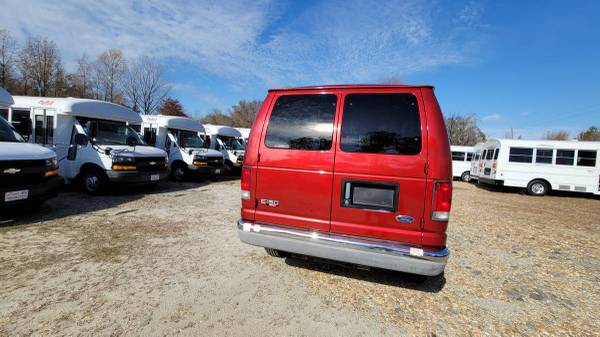 FORD E250 WHEELCHAIR VAN TRANSFER SEAT 53K MILE FREE SHIPING... for sale in Jonesboro, FL – photo 3