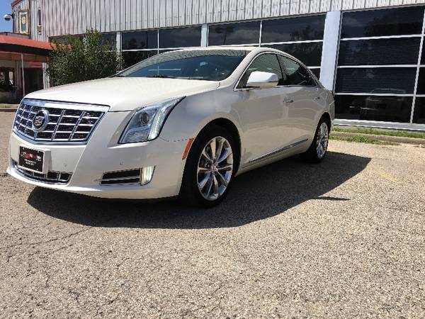 2013 Cadillac XTS Premium for sale in Middleton, WI – photo 3